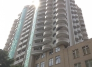 İcarəyə verilir 7 otaqlı 300 m2 ofis 28 May m.