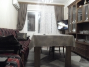 Satılır 3 otaqlı 65 m2 köhnə tikili Zərifə Əliyeva adına park