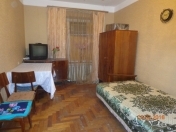 İcarəyə verilir 1 otaqlı 40 m2 köhnə tikili Beşmərtəbə