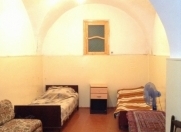 İcarəyə verilir 3 otaqlı 85 m2 köhnə tikili İçəri Şəhər