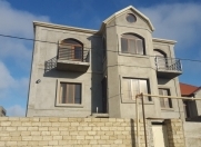 Satılır 4 otaqlı 350 m2 həyət evi Badamdar