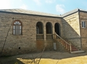 Satılır 5 otaqlı 196 m2 həyət evi Binə