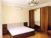 İcarəyə verilir 2 otaqlı 120 m2 həyət evi Nəsimi bazarı