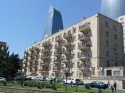 Satılır 2 otaqlı 45 m2 köhnə tikili Prezident parkı