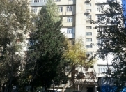 Satılır 3 otaqlı 80 m2 köhnə tikili Neapol dairəsi