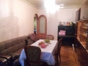 Satılır 3 otaqlı 75 m2 köhnə tikili 9 mkr