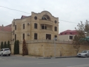 İcarəyə verilir 10 otaqlı 650 m2 həyət evi Neftçi bazası