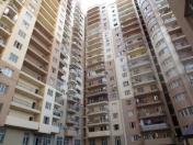 Satılır 2 otaqlı 61 m2 yeni tikili İnşaatçılar m.