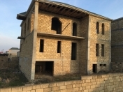 Satılır 5 otaqlı 400 m2 həyət evi Masazır