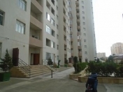 Satılır 4 otaqlı 158 m2 yeni tikili İnşaatçılar m.