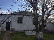 Satılır 3 otaqlı 1000 m2 bağ evi Novxanı