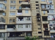 Satılır 3 otaqlı 90 m2 köhnə tikili İnşaatçılar m.