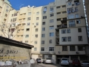 Satılır 5 otaqlı 170 m2 köhnə tikili Hüseyn Cavid parkı