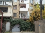 Satılır 3 otaqlı 70 m2 köhnə tikili Hüseyn Cavid parkı