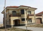 Satılır 8 otaqlı 330 m2 həyət evi Masazır