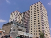 Satılır 2 otaqlı 95 m2 yeni tikili İnşaatçılar m.