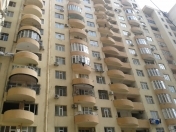 Satılır 4 otaqlı 122 m2 yeni tikili İnşaatçılar m.