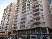 İcarəyə verilir 3 otaqlı 120 m2 ofis Qara şəhər