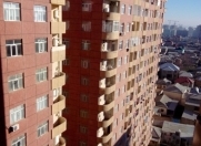 Satılır 3 otaqlı 107 m2 yeni tikili İnşaatçılar m.