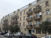 Satılır 1 otaqlı 105 m2 obyekt Şah İsmayıl Xətai m.
