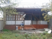 Satılır 2 otaqlı 74 m2 həyət evi Şəki