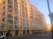 Satılır 2 otaqlı 100 m2 köhnə tikili Heydər Əliyev sarayı