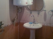 İcarəyə verilir 2 otaqlı 29 m2 köhnə tikili Y.Günəşli