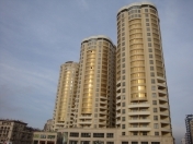 İcarəyə verilir 4 otaqlı 675 m2 yeni tikili İzmir parkı