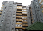 Satılır 4 otaqlı 218 m2 yeni tikili Elmlər Akademiyası m.