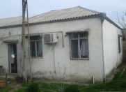Satılır 3 otaqlı 70 m2 həyət evi Binə