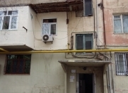İcarəyə verilir 2 otaqlı 45 m2 köhnə tikili Ayna Sultanova heykəli