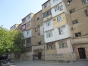 Satılır 3 otaqlı 75 m2 köhnə tikili Ukrayna dairəsi