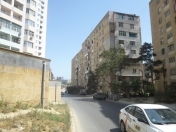 Satılır 3 otaqlı 80 m2 köhnə tikili Ukrayna dairəsi
