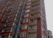 Satılır 2 otaqlı 80 m2 yeni tikili İnşaatçılar m.