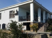 Satılır 6 otaqlı 200 m2 bağ evi Novxanı