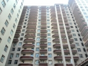 Satılır 3 otaqlı 132 m2 yeni tikili 9 mkr