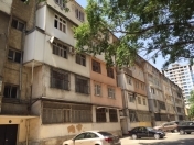 Satılır 4 otaqlı 100 m2 köhnə tikili Nəriman Nərimanov m.