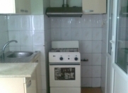 İcarəyə verilir 2 otaqlı 29 m2 köhnə tikili Y.Günəşli