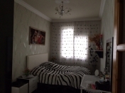 Satılır 2 otaqlı 42 m2 köhnə tikili Moskva univermağı