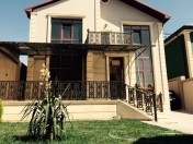 Satılır 4 otaqlı 170 m2 həyət evi Badamdar