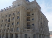 Satılır 6 otaqlı 260 m2 yeni tikili Bayıl