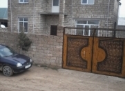 Satılır 6 otaqlı 250 m2 həyət evi Y.Suraxanı