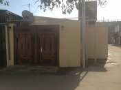 Satılır 3 otaqlı 120 m2 həyət evi Yasamal bazarı