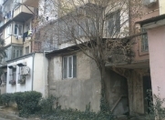 Satılır 3 otaqlı 85 m2 köhnə tikili 6 mkr