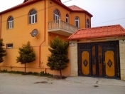 Satılır 5 otaqlı 200 m2 bağ evi Neapol dairəsi