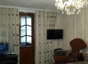 Satılır 1 otaqlı 33 m2 köhnə tikili İnşaatçılar m.