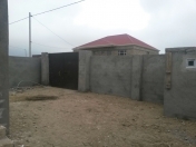 Satılır 3 otaqlı 2.5 m2 həyət evi Binə