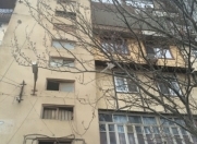 Satılır 3 otaqlı 72 m2 köhnə tikili Qaraçuxur