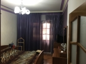 Satılır 3 otaqlı 76 m2 köhnə tikili Y.Günəşli