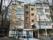 Satılır 3 otaqlı 50 m2 köhnə tikili Əmircan